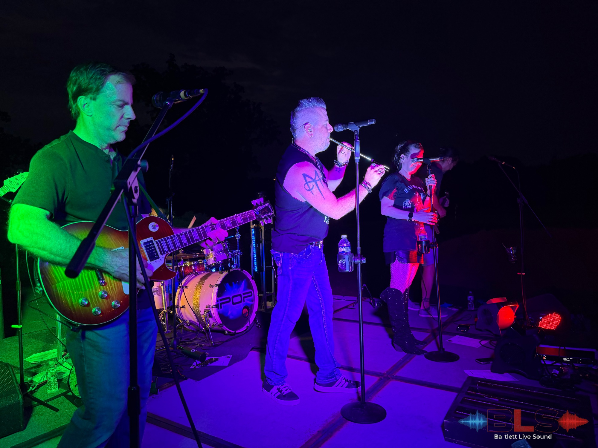 Ipop live photos