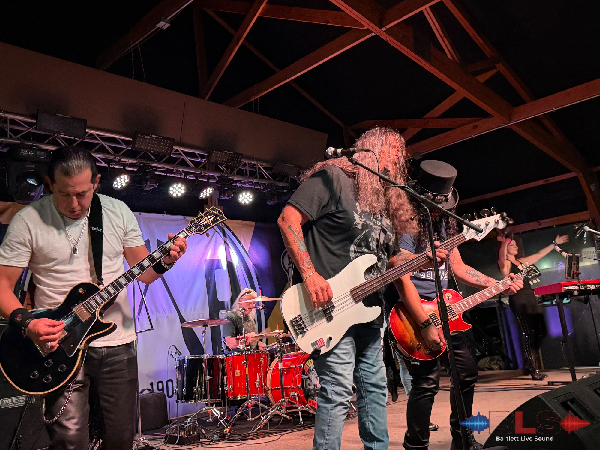 Sin & Roses live photos